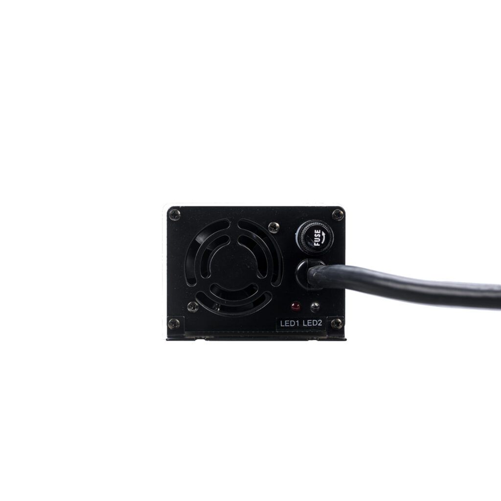 Încărcător litiu 12.6V20A pentru Outdoorbox 5