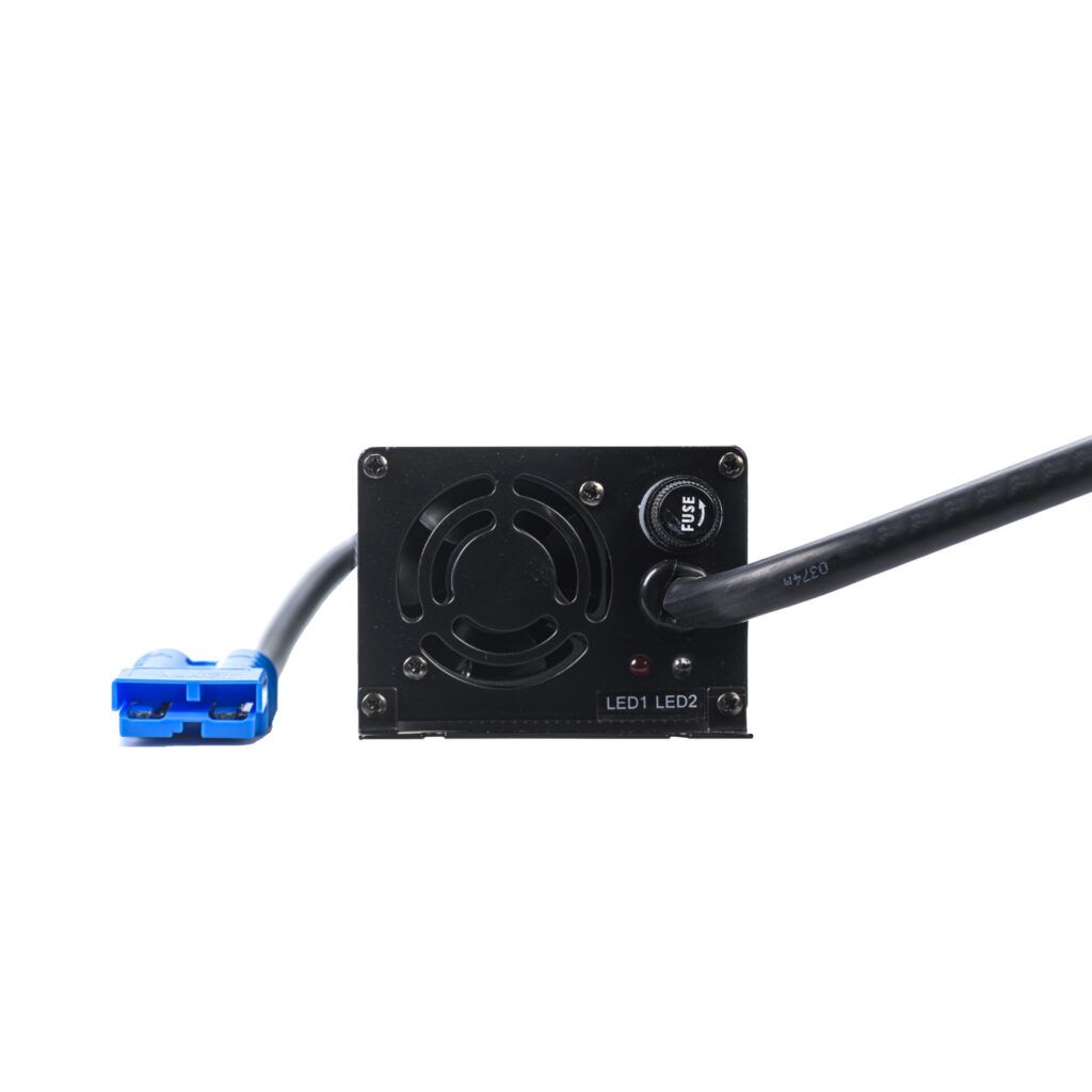 Încărcător litiu 12.6V20A pentru Outdoorbox 4