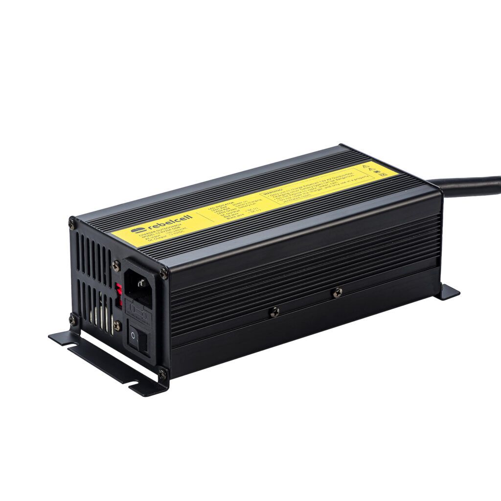 Încărcător litiu 12.6V20A pentru Outdoorbox 2