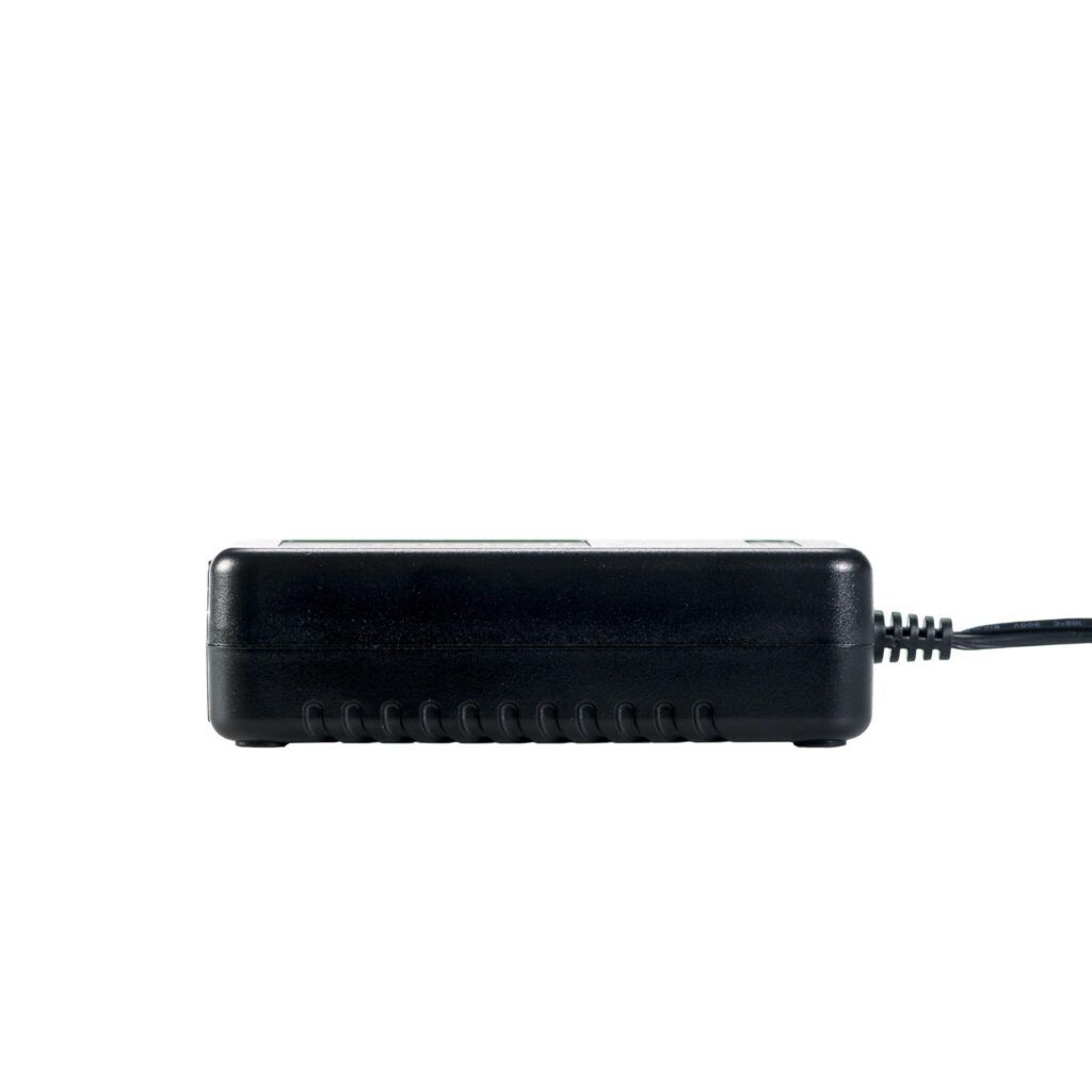 Încărcător litiu 12.6V4A XT60 5