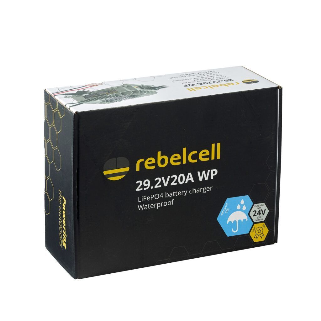 Încărcător 29.2V20A LiFePO4 rezistent la apă (IP65) 8