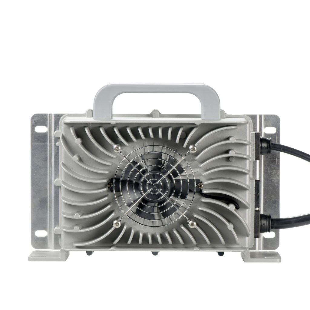 Încărcător litiu 12.6V35A rezistent la apă (IP65) 3