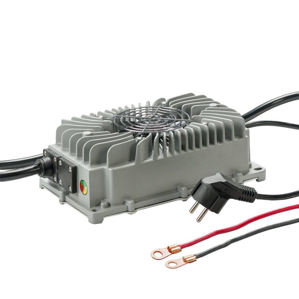 Încărcător 14.6V20A LiFePO4 rezistent la apă (IP65) 2