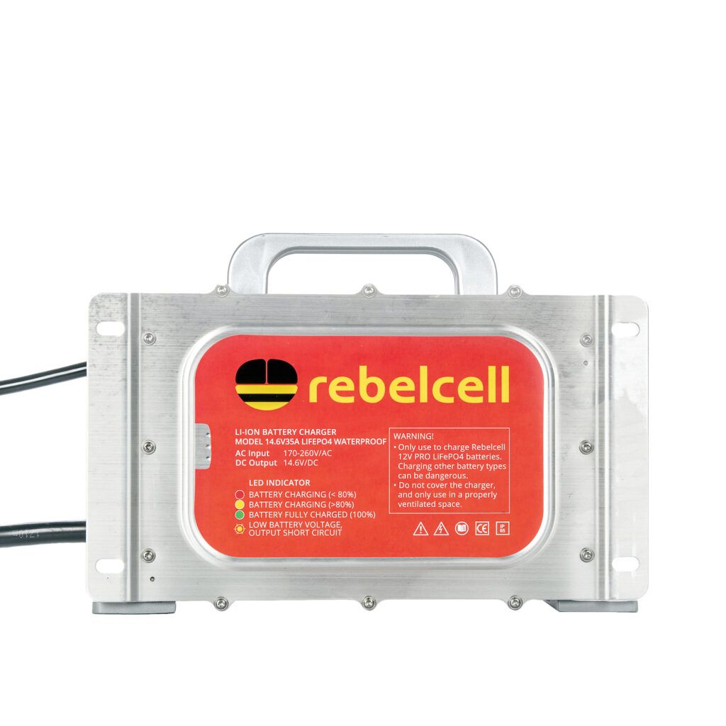 Încărcător 14.6V35A LiFePO4 rezistent la apă (IP65) 6